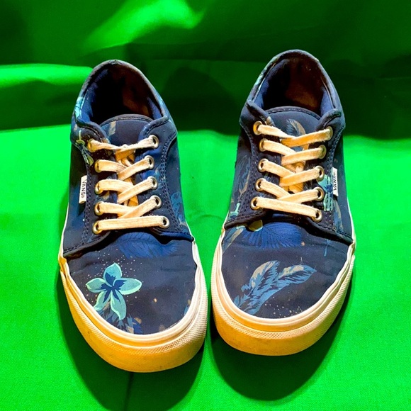 Vans Shoes - Vans Pro blue floral print men 6.5 women’s 8